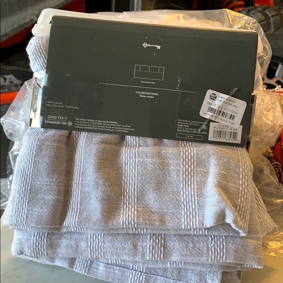 Threshold Shower curtain Gray Sheer Stripe! 72x72 - Picture 6 of 6